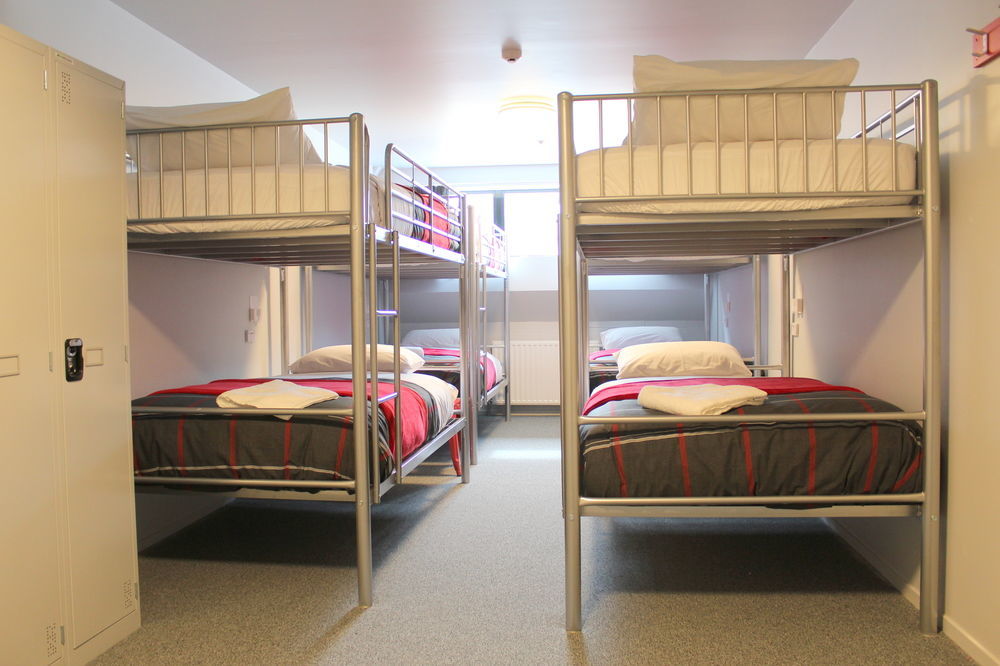 بيت شباب Urbanz كريستتشيرش المظهر الخارجي الصورة A typical hostel room