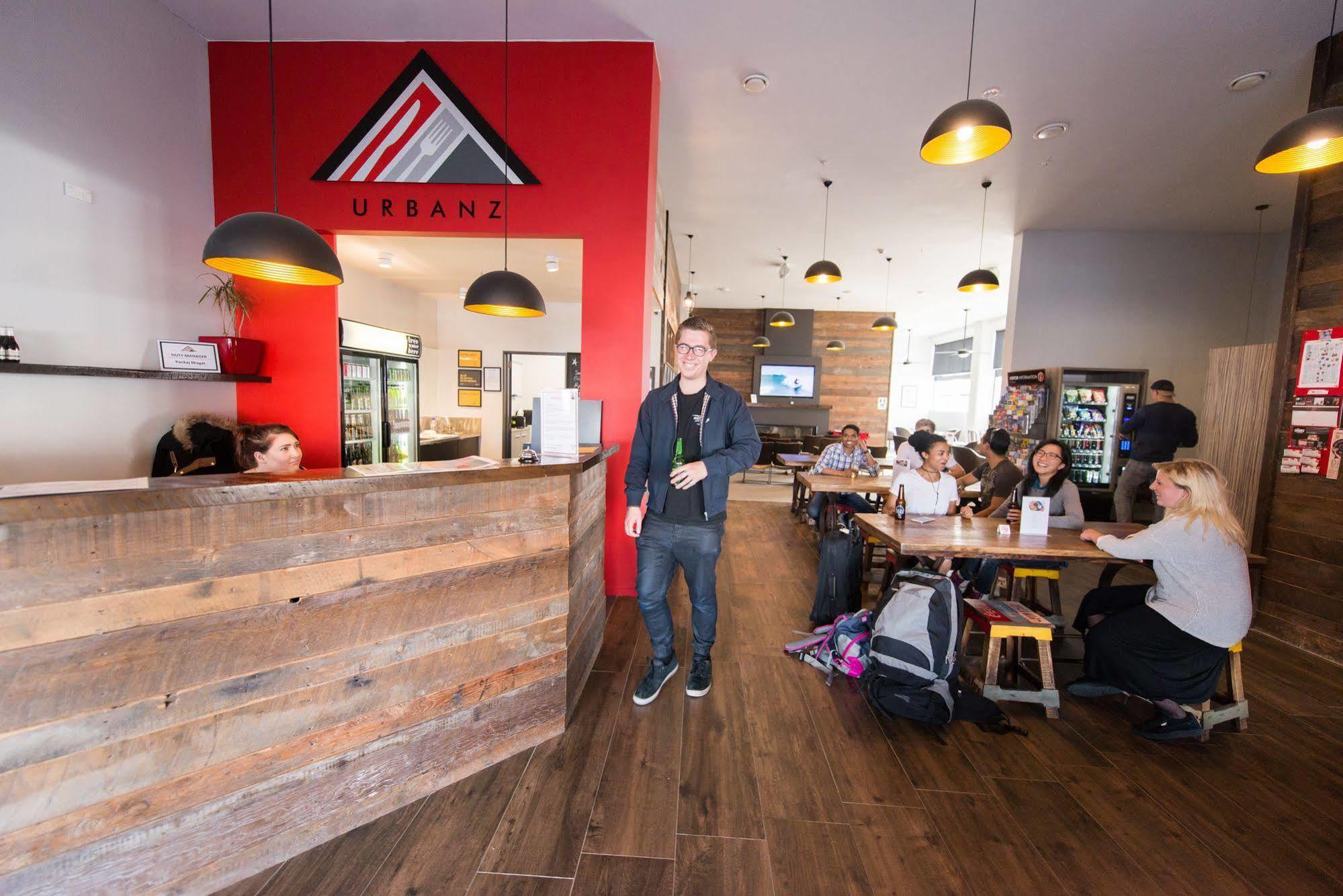بيت شباب Urbanz كريستتشيرش المظهر الخارجي الصورة The Urbanz Cafe